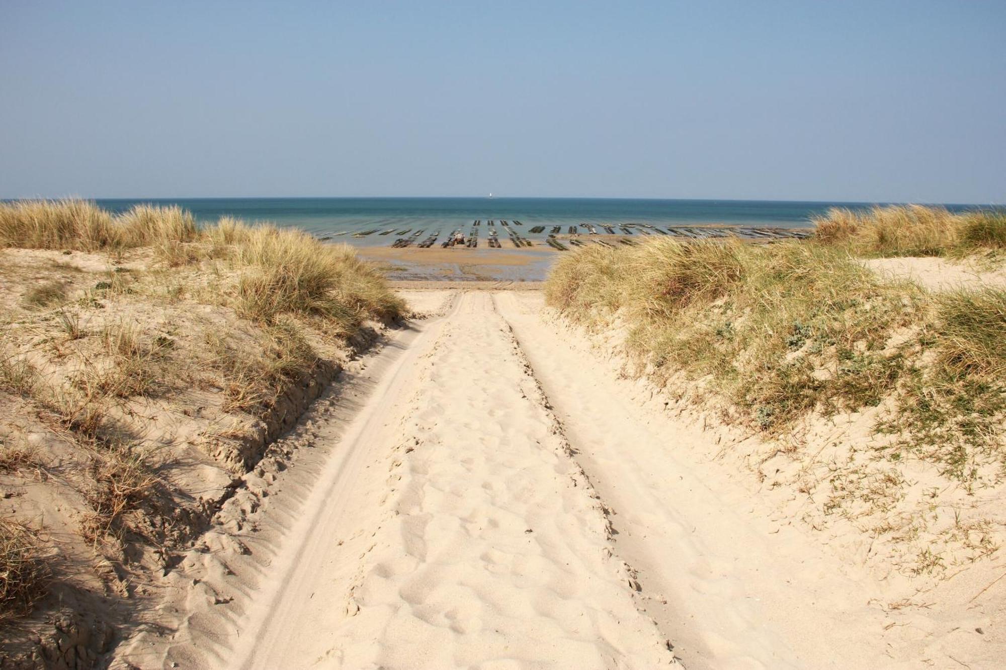 Casa Cotentins Gouville-sur-Mer エクステリア 写真